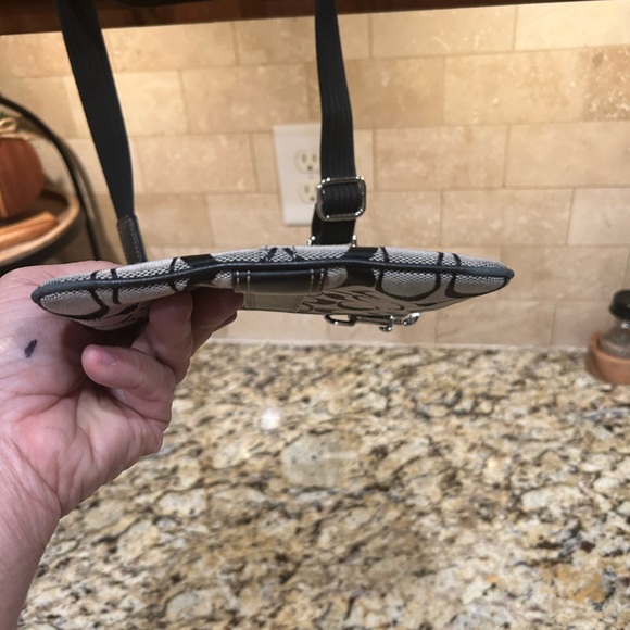 COACH Shoulder Bag Signature 6016 Gray Black Canvas Leather Used Crossbody Pouch - Picture 5 of 6